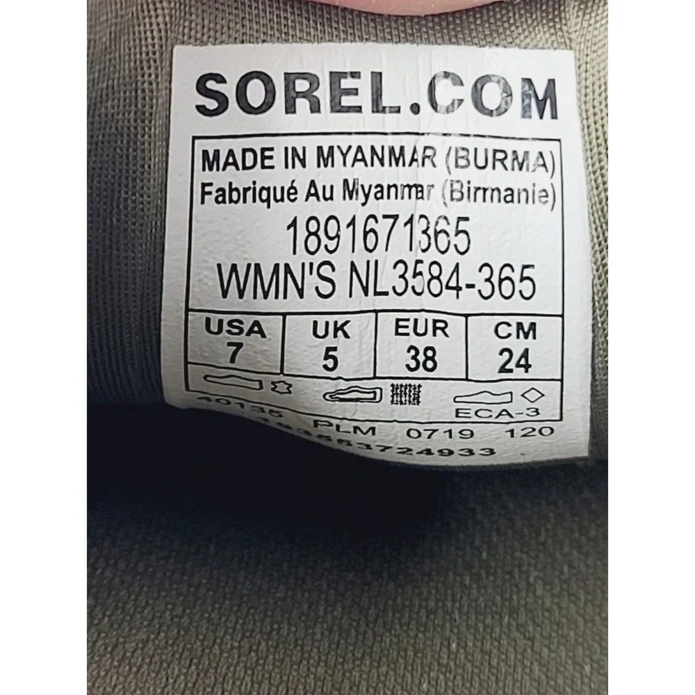 Sorel, Fabric Slip-On Sneakers, Women's, Size 7, Olive Green‎ Color.